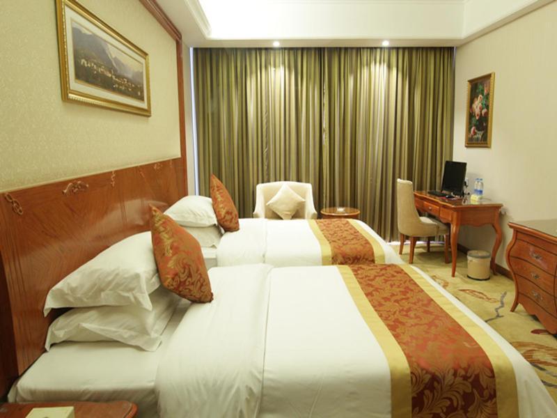 Vienna Classic Hotel Kongtong Avenue Pingliang Екстериор снимка